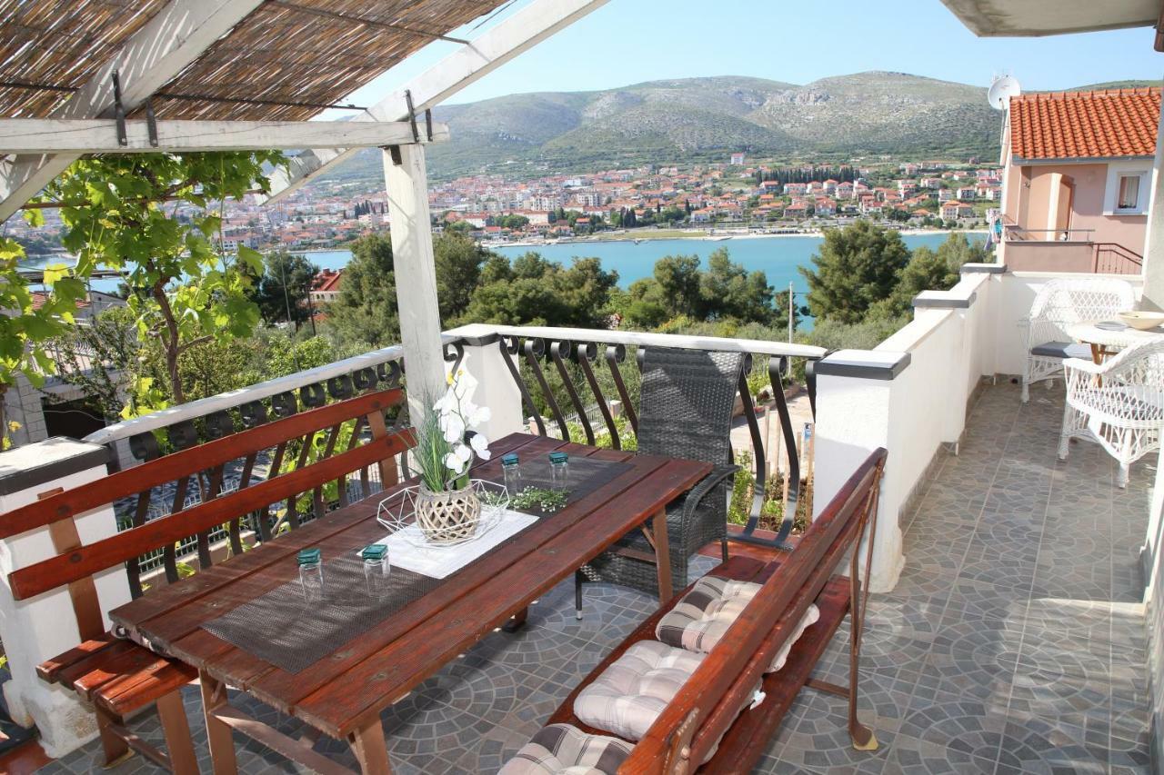 Apartment Poseidon Трогір Екстер'єр фото