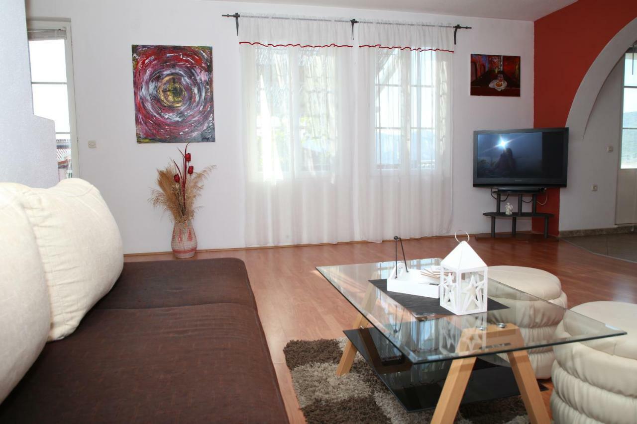 Apartment Poseidon Трогір Екстер'єр фото