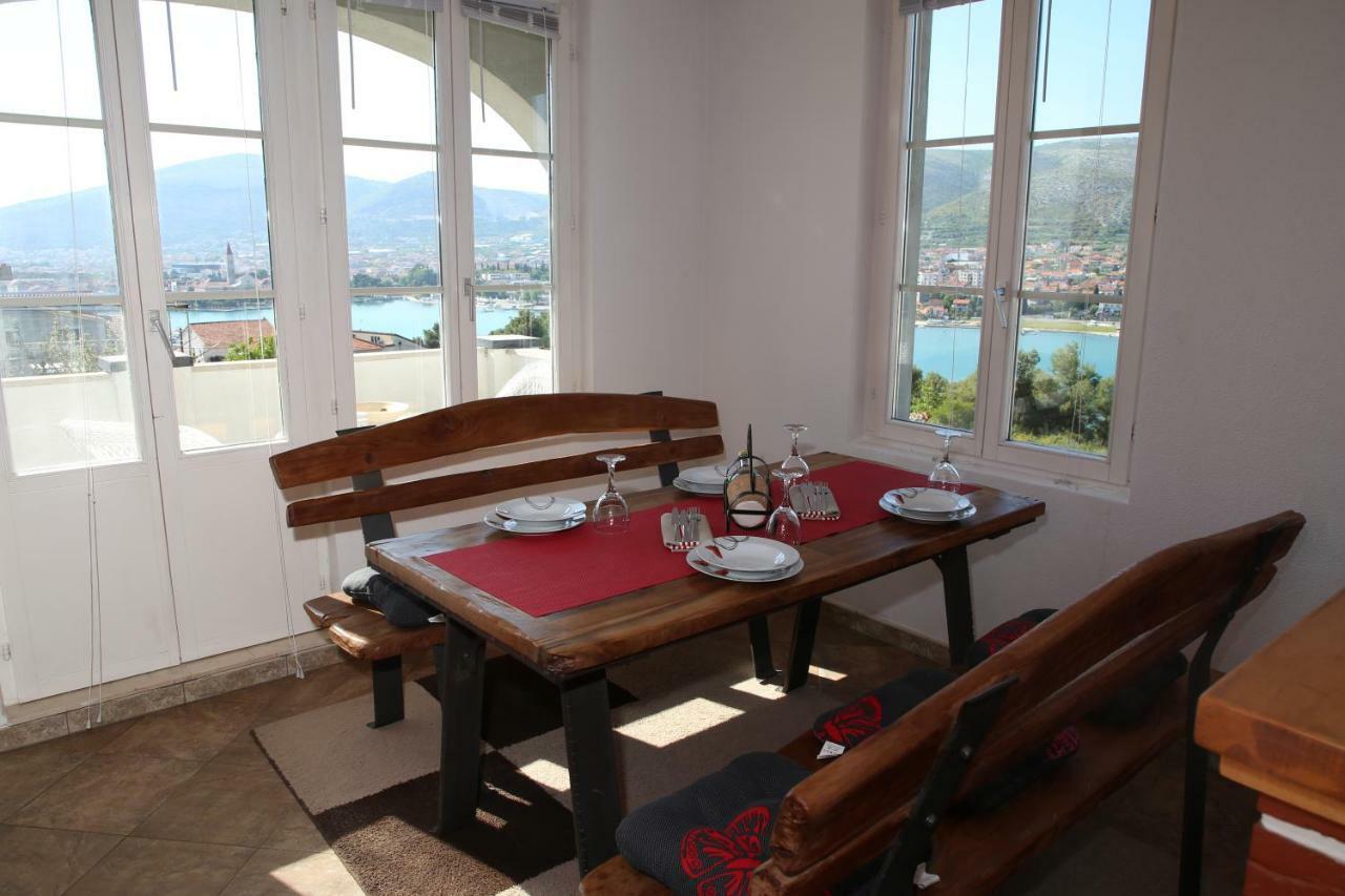 Apartment Poseidon Трогір Екстер'єр фото